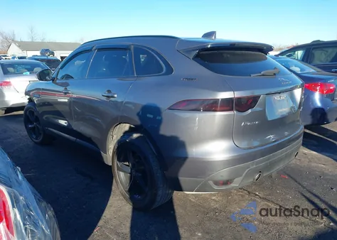 2017 Jaguar F-Pace 35T Premium z USA, uszkodzony, nr VIN SADCJ2BV0HA890167